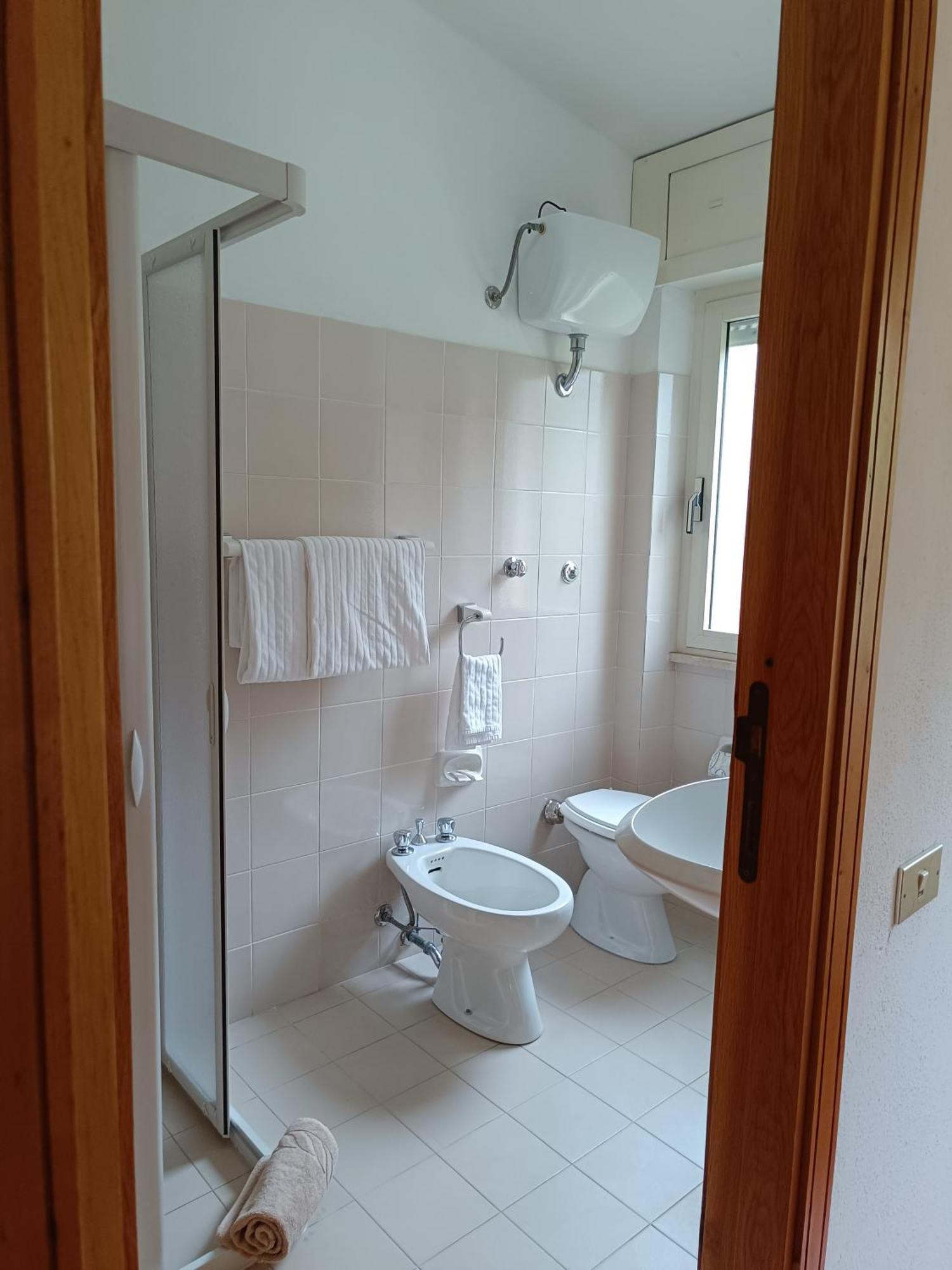 Piccolo Hotel Nuova Gestione カーラゴノネ 部屋 写真